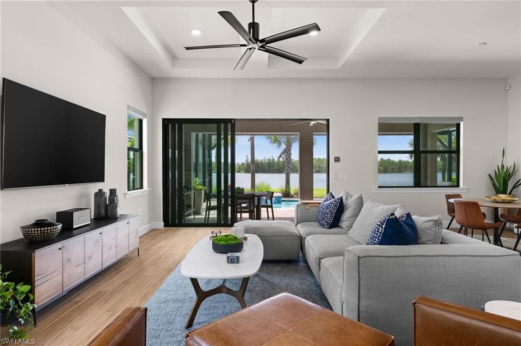 19025 Aqua Shore DR-12
