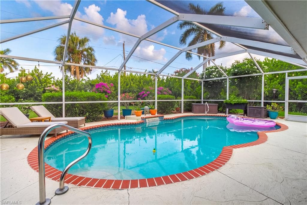 1352 Oaklawn CT-18