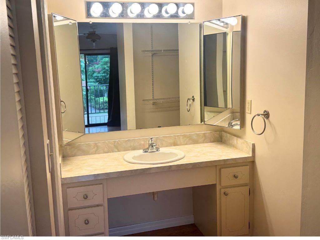27810 Hacienda East BLVD 205B-27