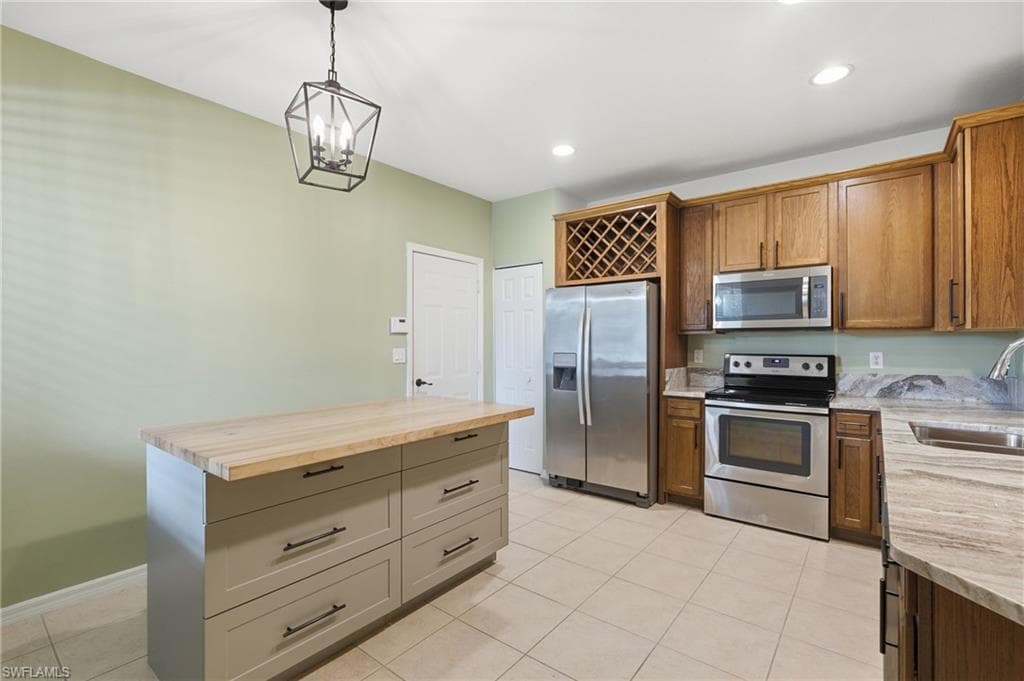 3174 Antica ST-8