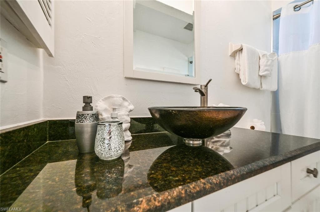 21511 Indian Bayou DR-28