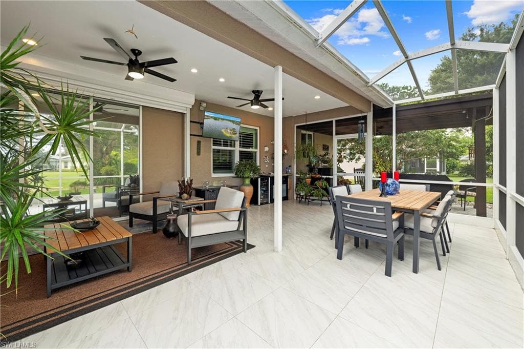 9372 Lake Abby LN-23