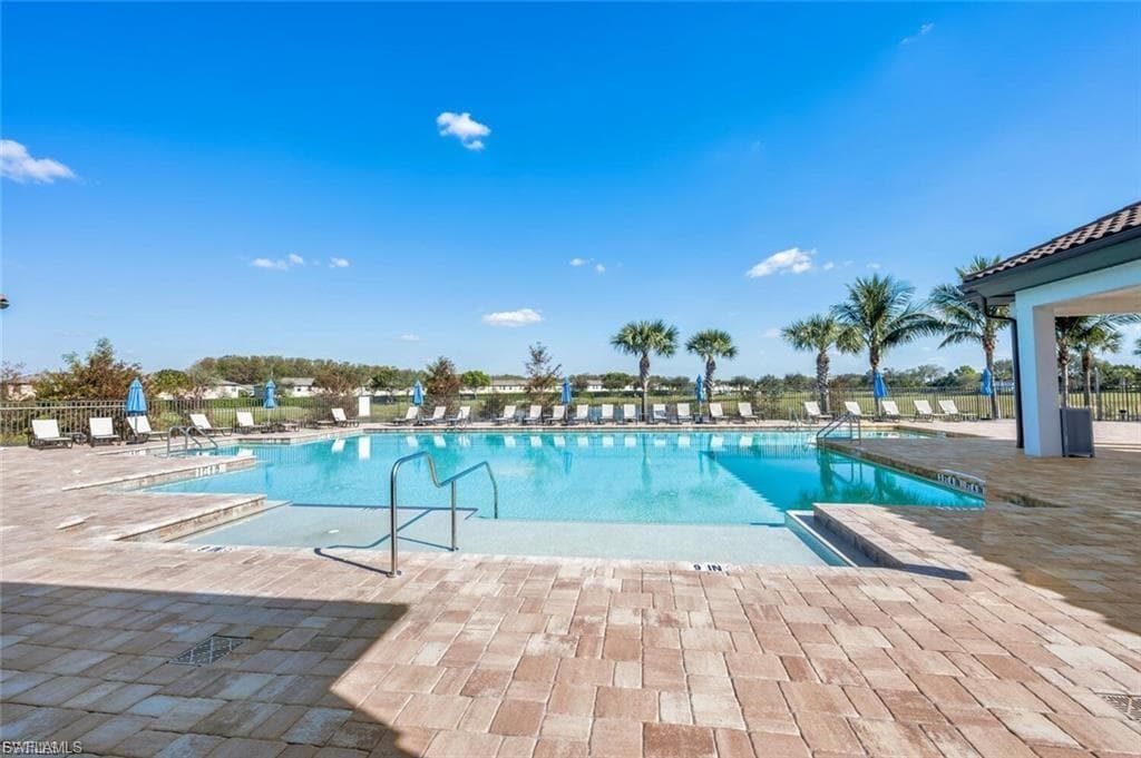 14195 Oviedo PL-1