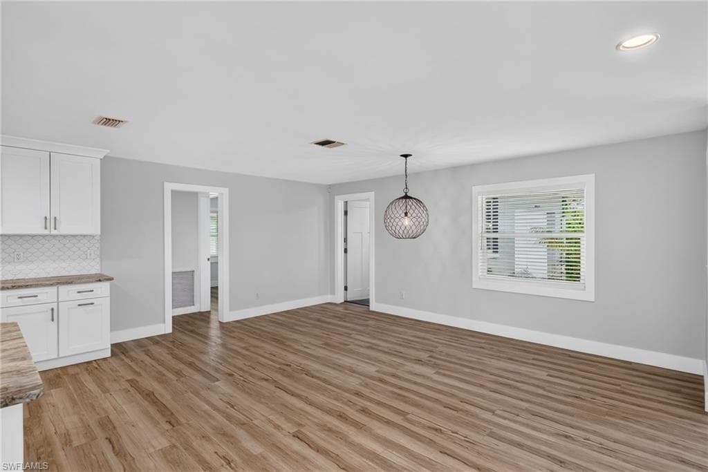 4957 Sorrento CT-7