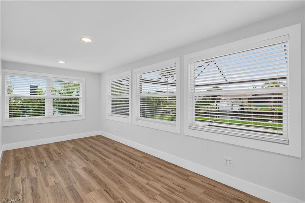 4957 Sorrento CT-5