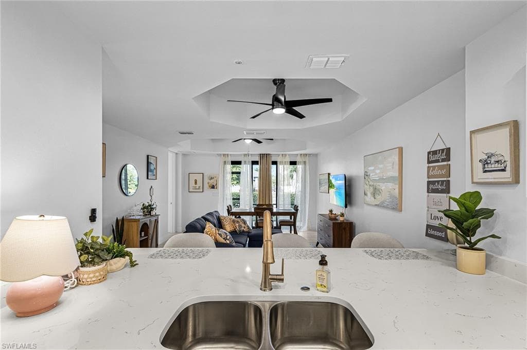 1803 Samantha Gayle WAY 109-12