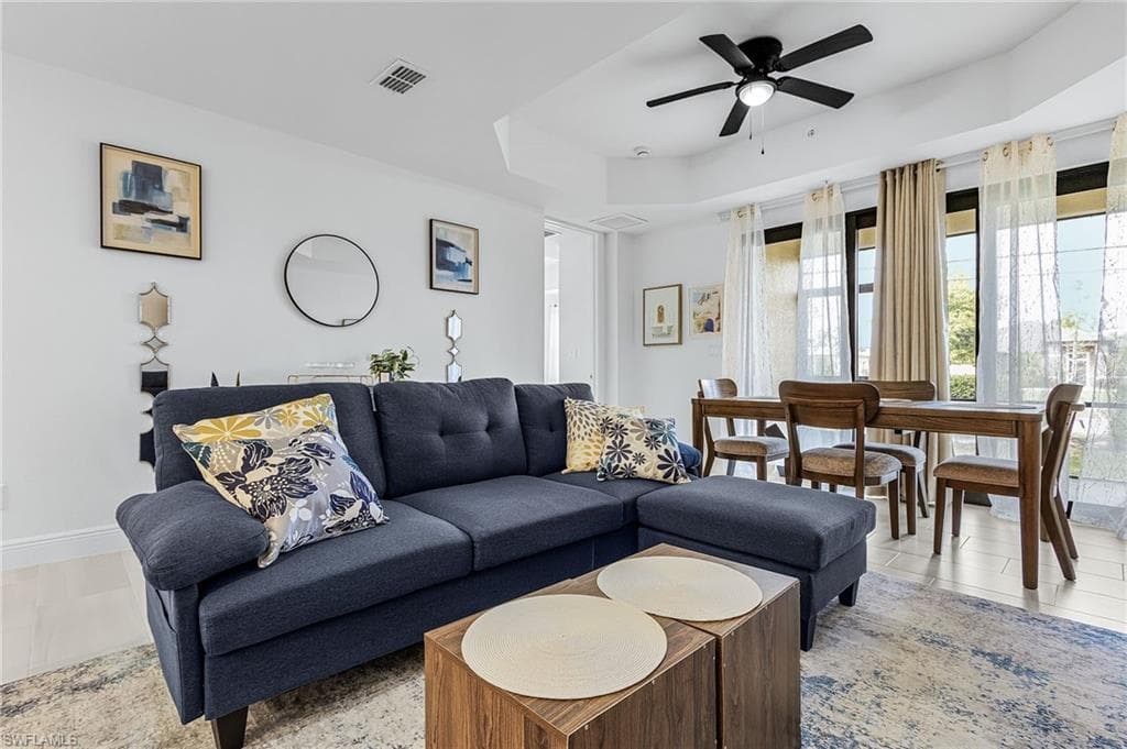 1803 Samantha Gayle WAY 109-14