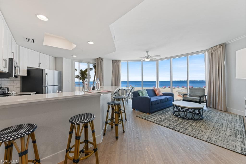 200 Estero BLVD 101-3
