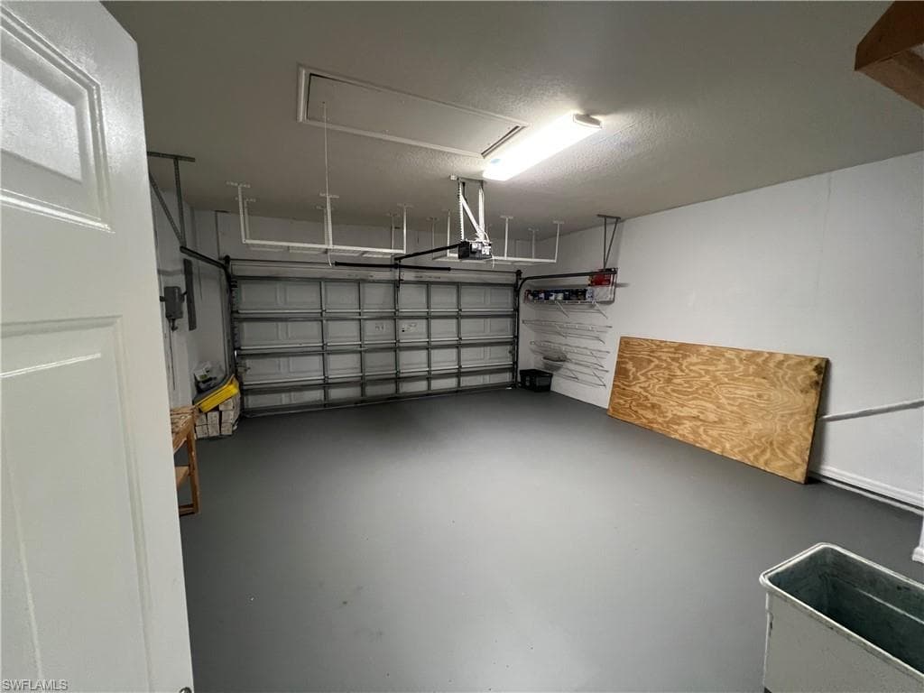 608 Crossfield CIR-34
