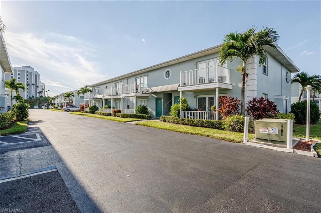 3322 N Key DR 2-8