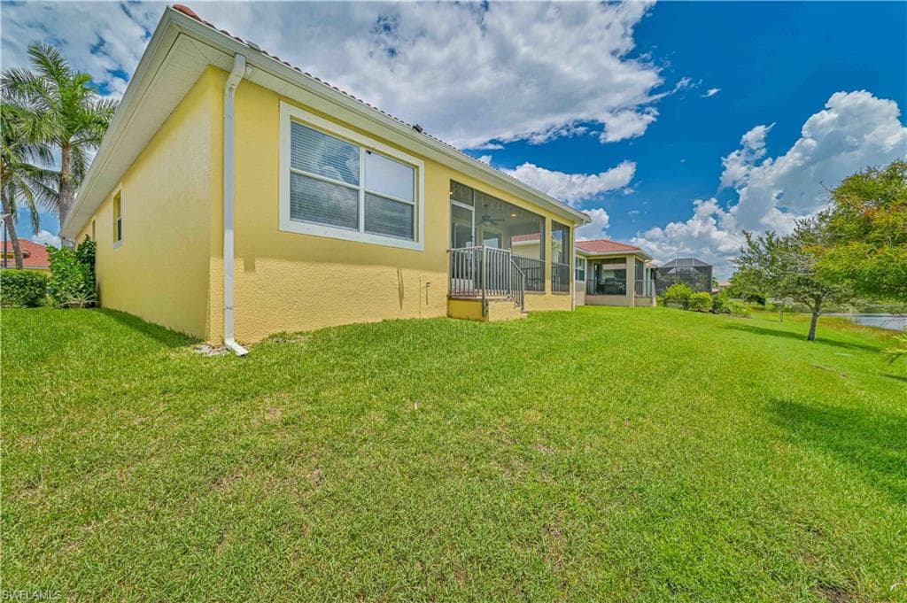 8641 Banyan Bay BLVD-9