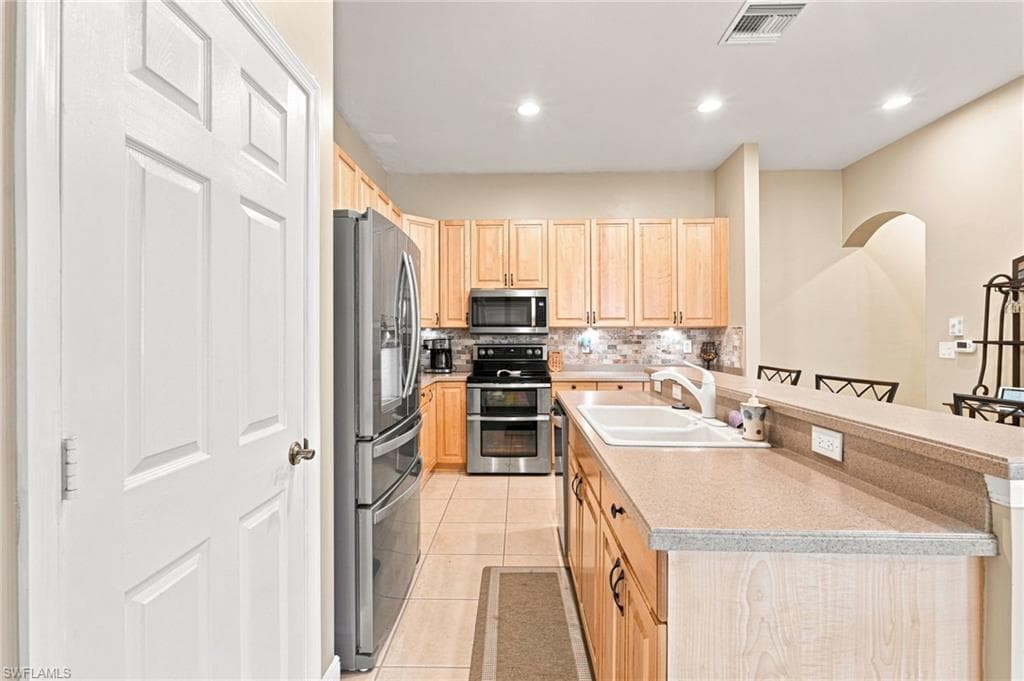 13921 Bently CIR-16