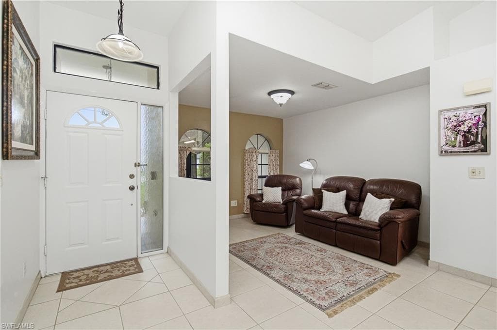 11365 Rabun Gap DR-19