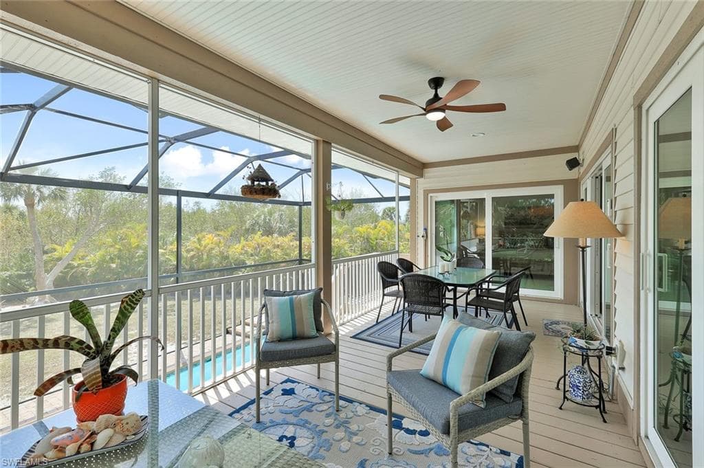 2130 Sunset CIR-18
