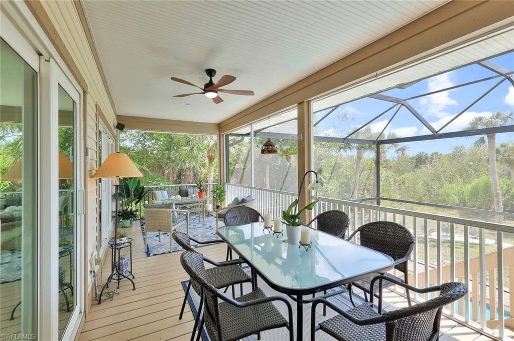 2130 Sunset CIR-19