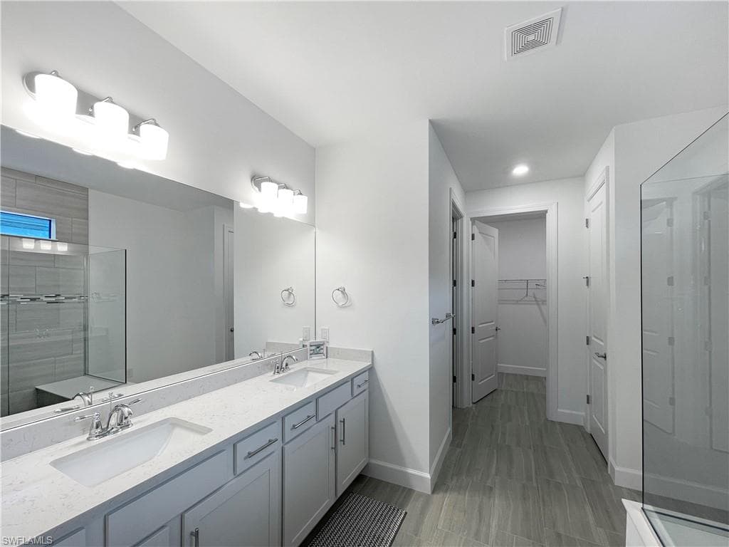 2057 Yellowfin CIR-18