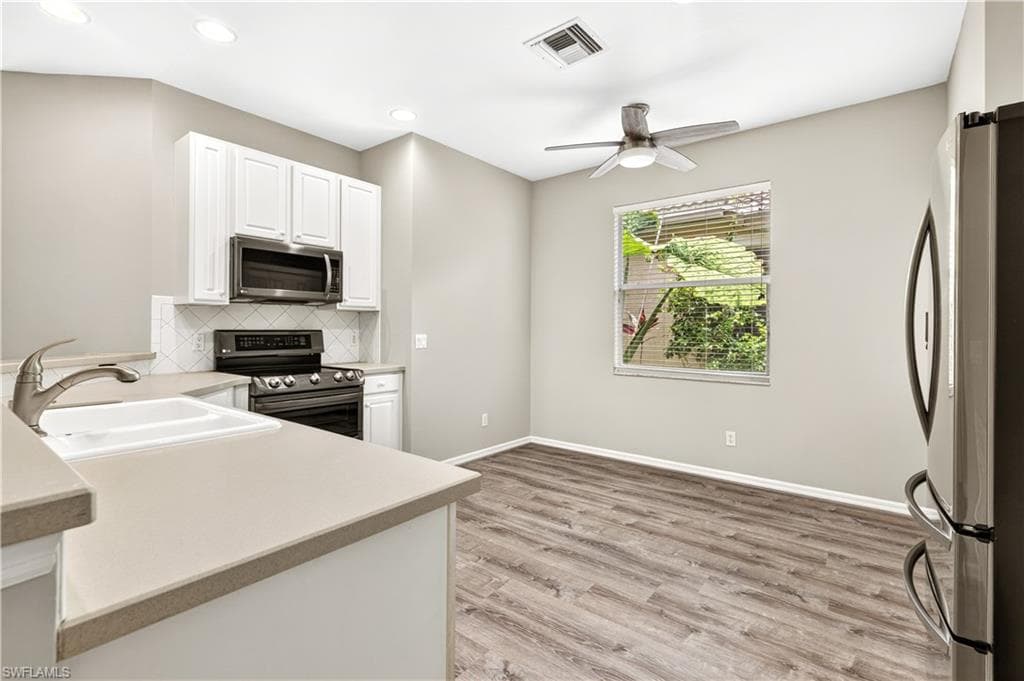 7586 Sika Deer WAY-27