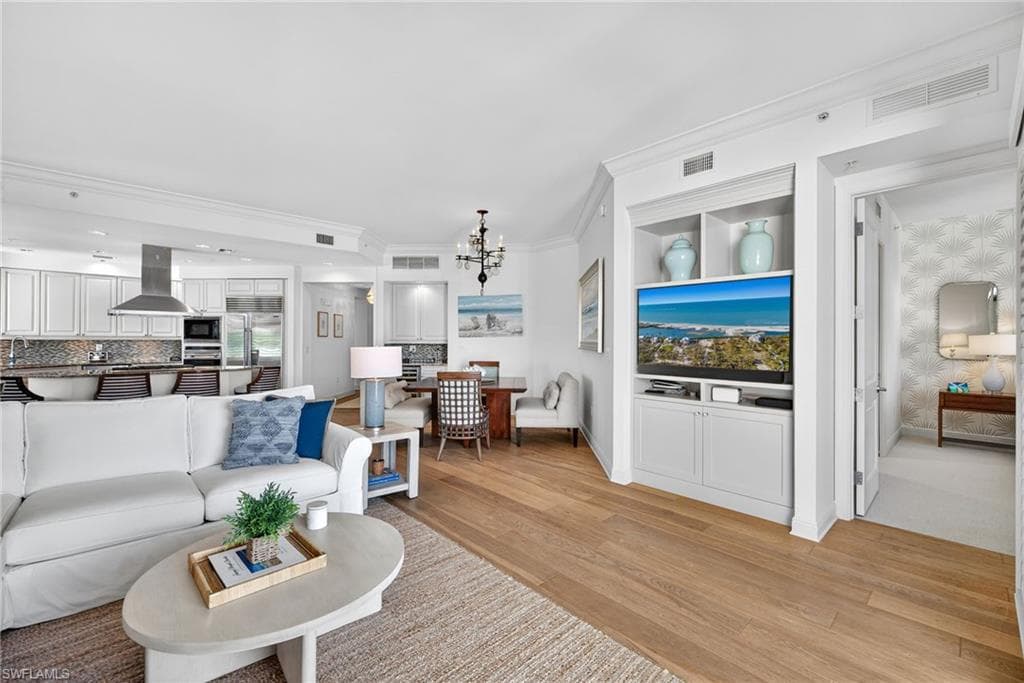 1540 5TH AVE S D305-5