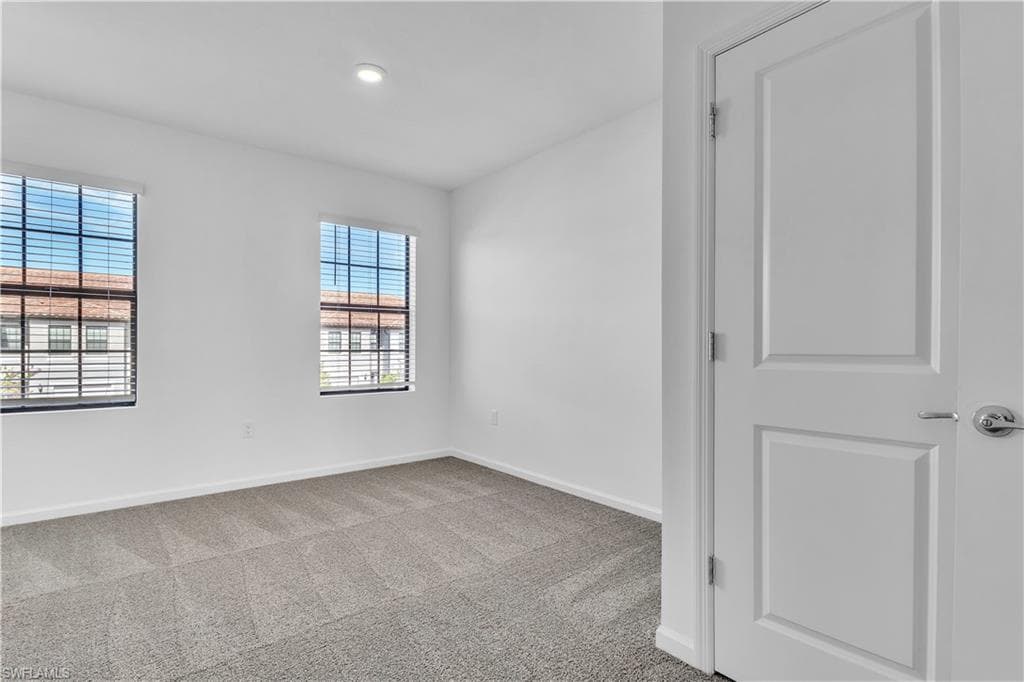 1424 Weeping Willow CT-13