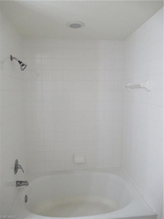 7935 Preserve CIR 413-14
