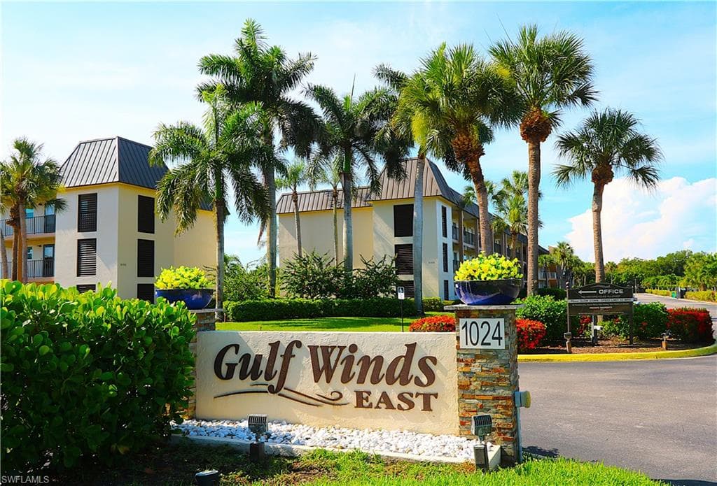 1004 Manatee RD H202-22