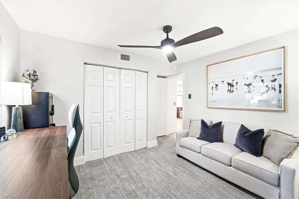 3219 Horse Carriage WAY 3-23