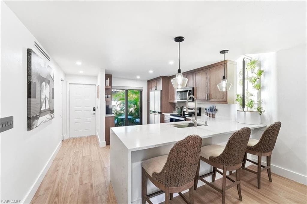 3219 Horse Carriage WAY 3-2