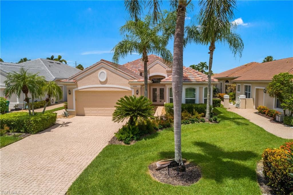 6099 Fairway CT-3
