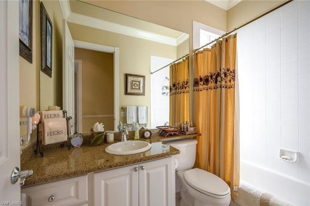 3917 Isla Ciudad CT-14