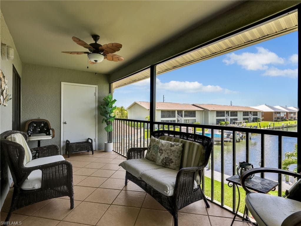 4708 SW 8th PL 205-13