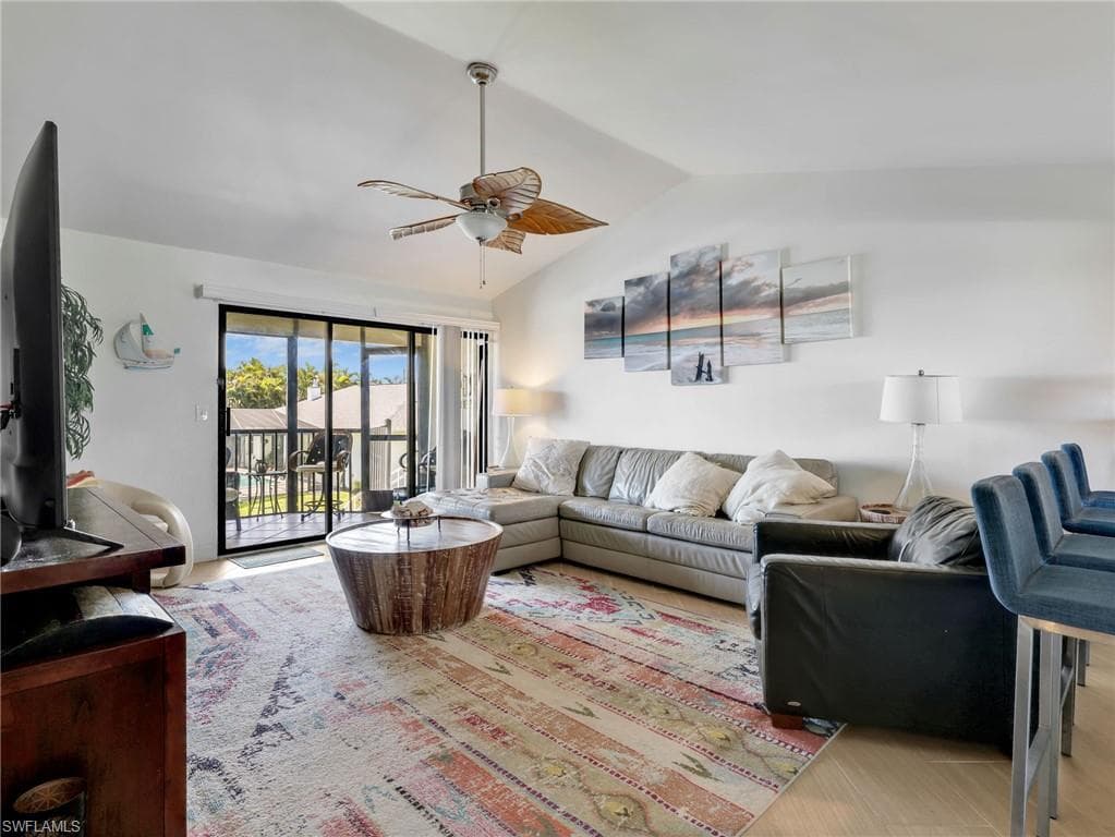 4708 SW 8th PL 205-5