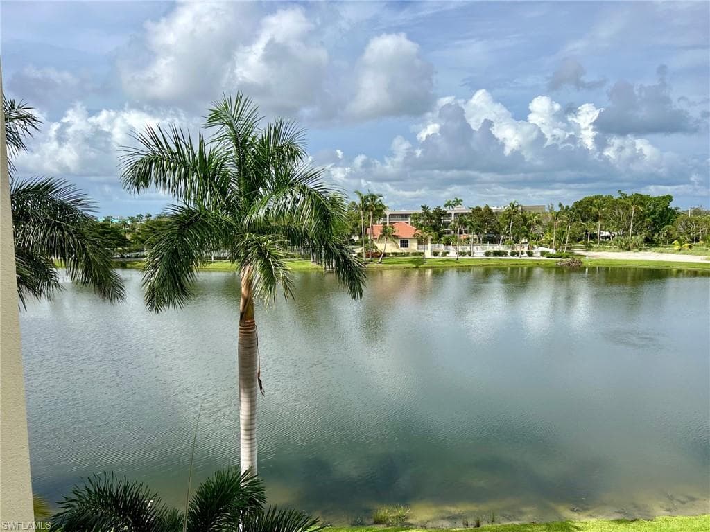 20061 Sanibel View CIR 204-36