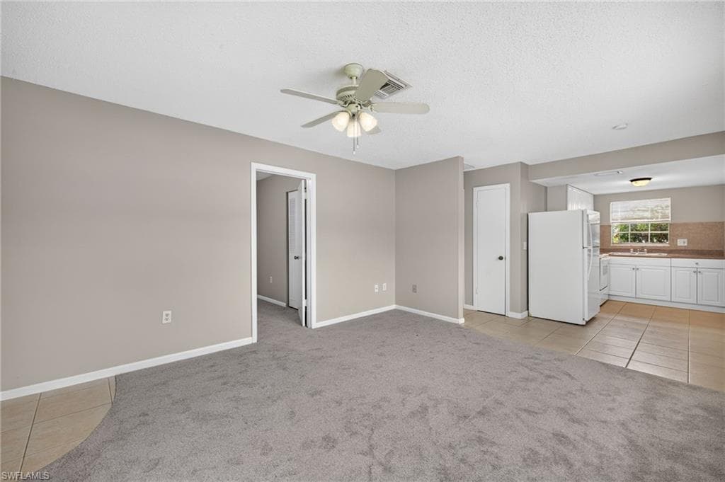 825 Courtington LN 2-6