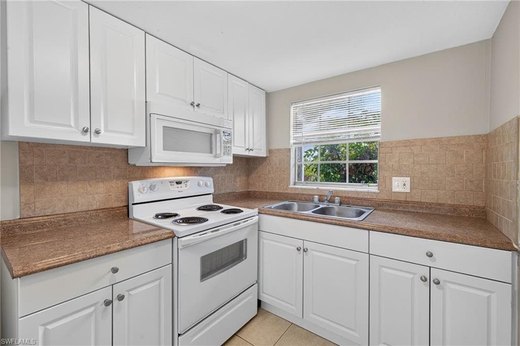 825 Courtington LN 2-8