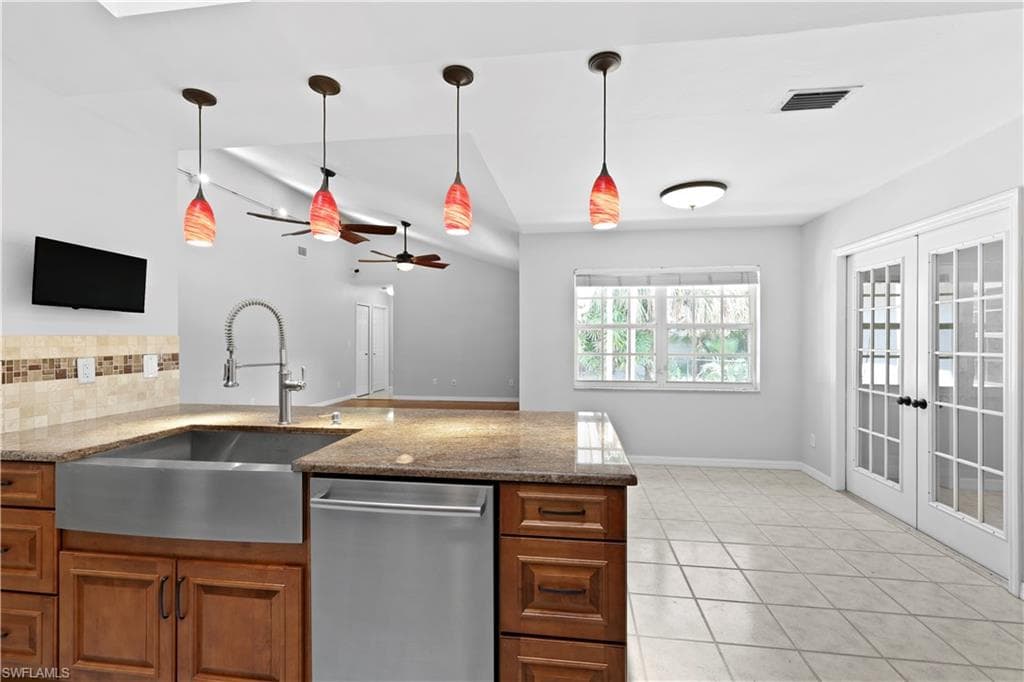 6857 Idlewild ST-9