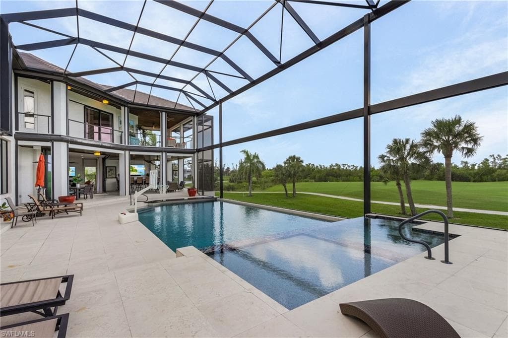 11695 Royal Tee CIR-32