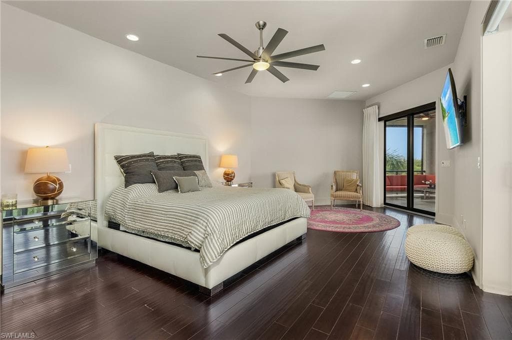 11695 Royal Tee CIR-24