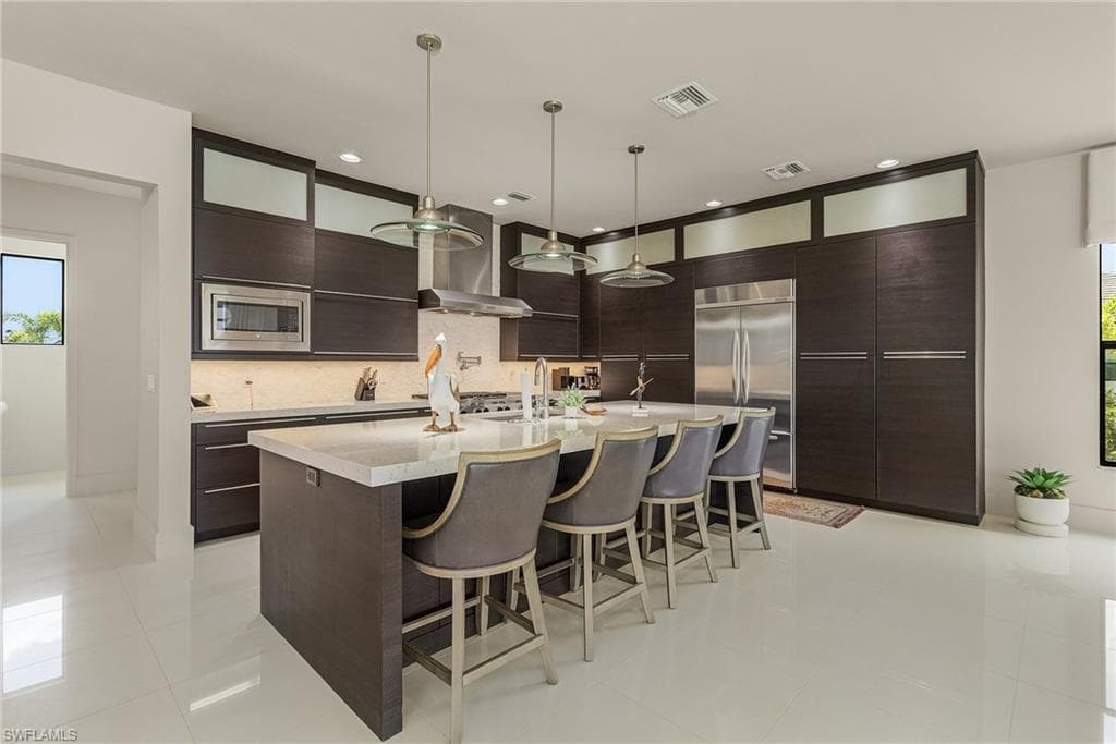 11695 Royal Tee CIR-11