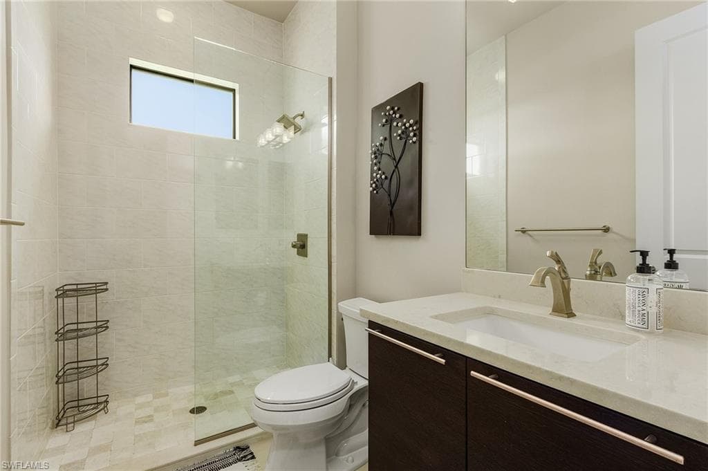 11695 Royal Tee CIR-21