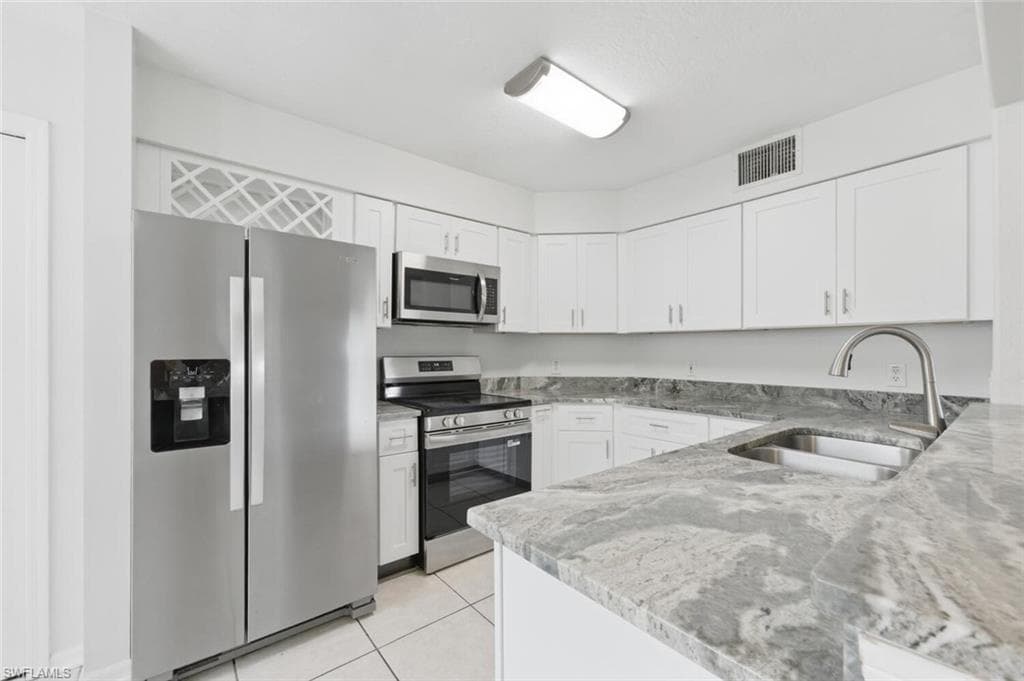 9570 Crescent Garden DR A102-2