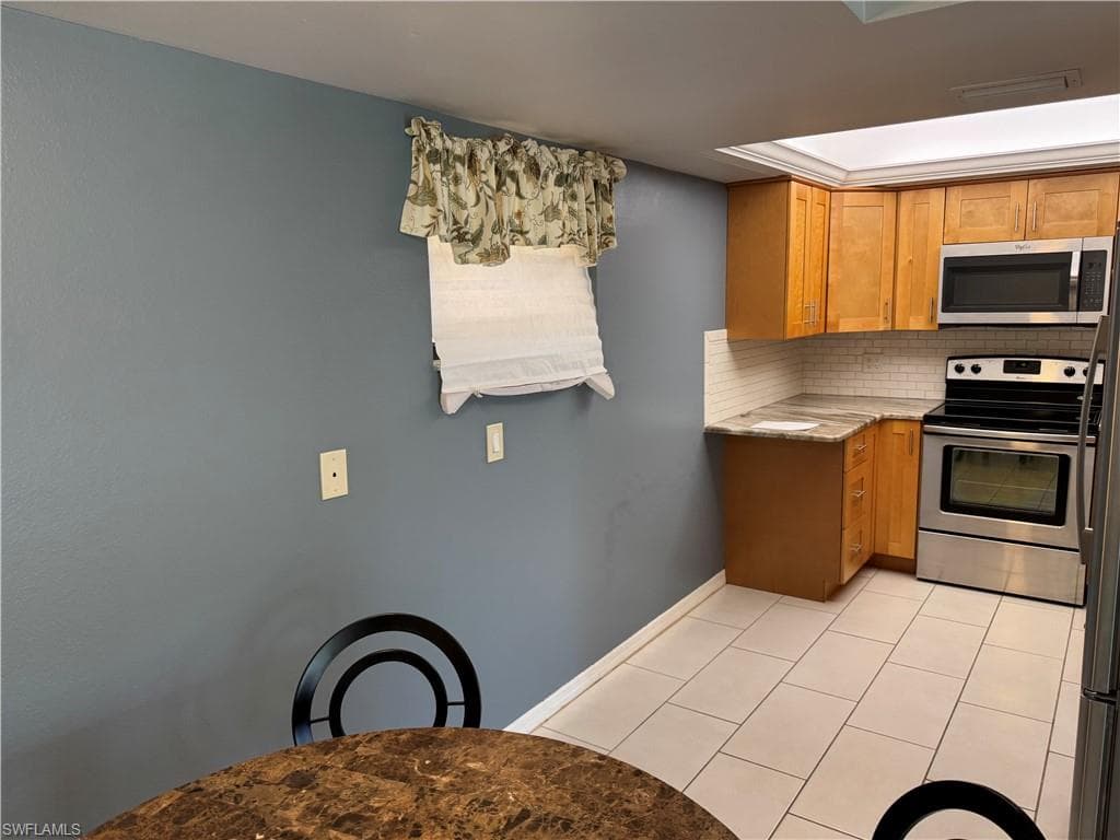 12481 McGregor BLVD 1-13