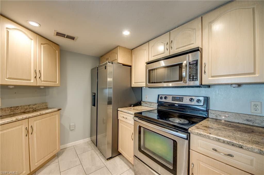 1761 Four Mile Cove PKWY 513-26