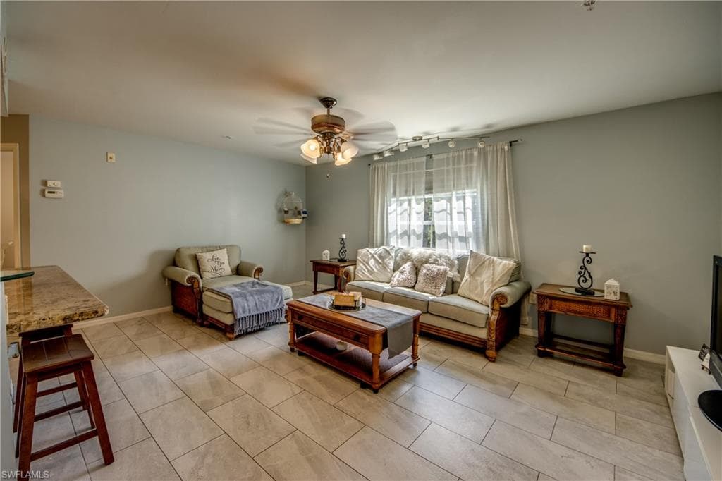 1761 Four Mile Cove PKWY 513-2