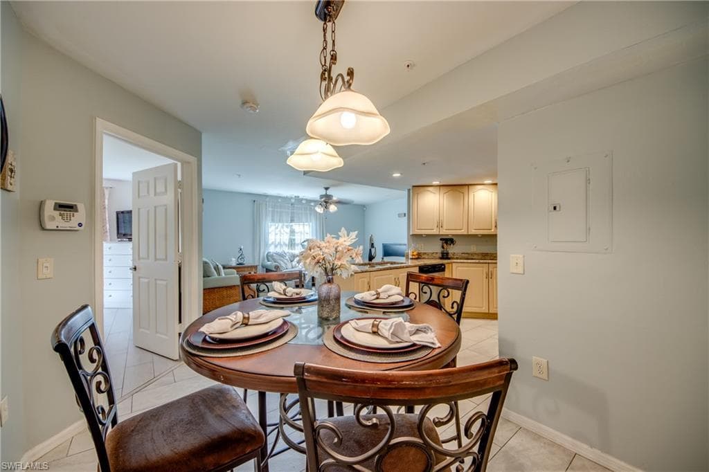 1761 Four Mile Cove PKWY 513-17