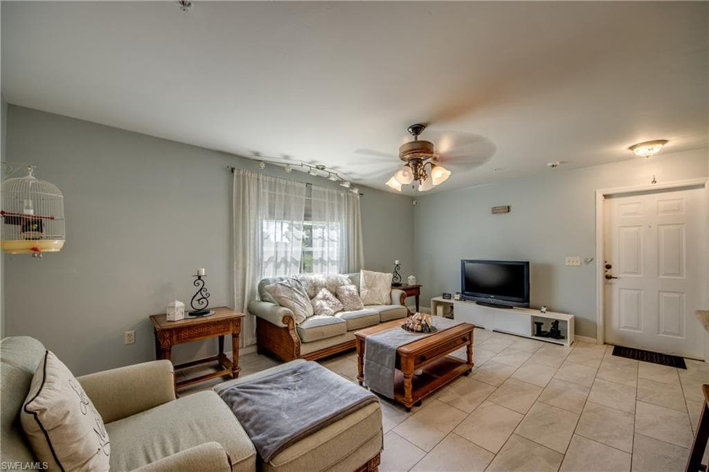 1761 Four Mile Cove PKWY 513-10