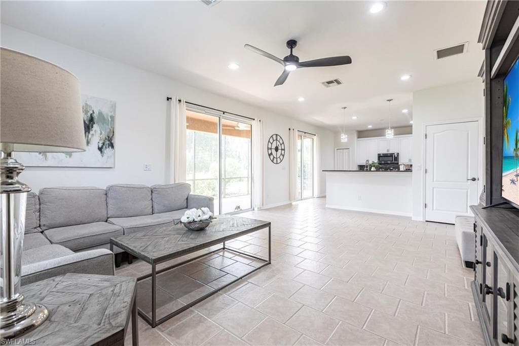 12688 Stone Tower LOOP-9