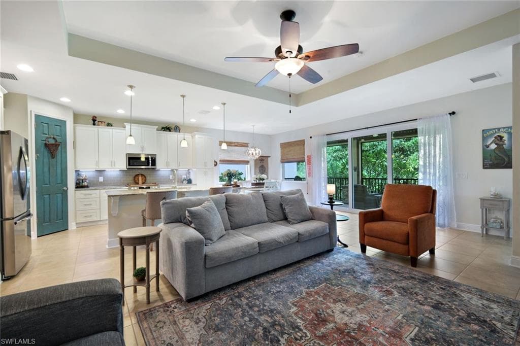 8554 Banyan Bay BLVD-6