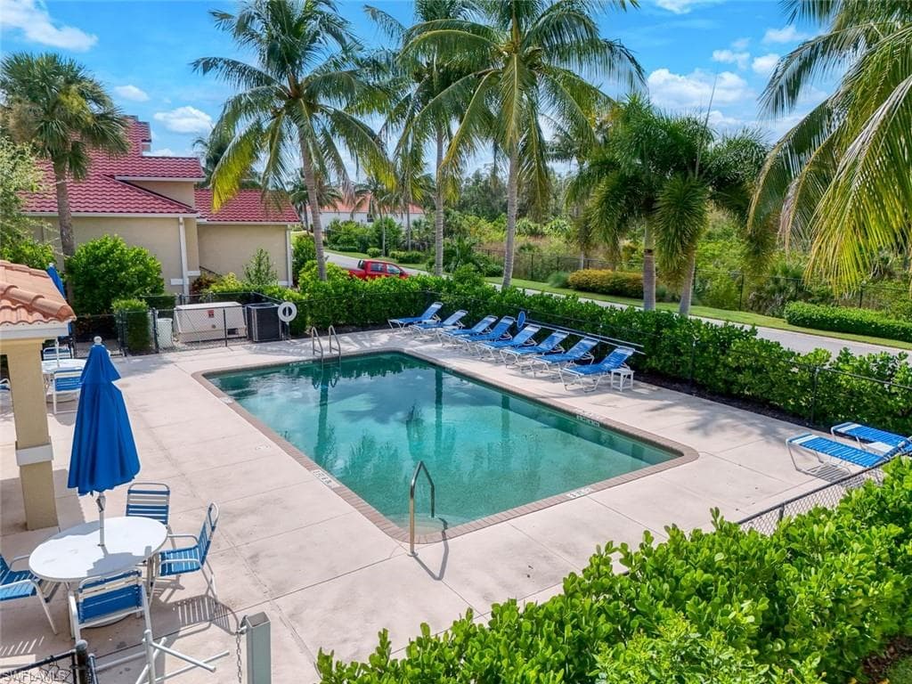 8554 Banyan Bay BLVD-38