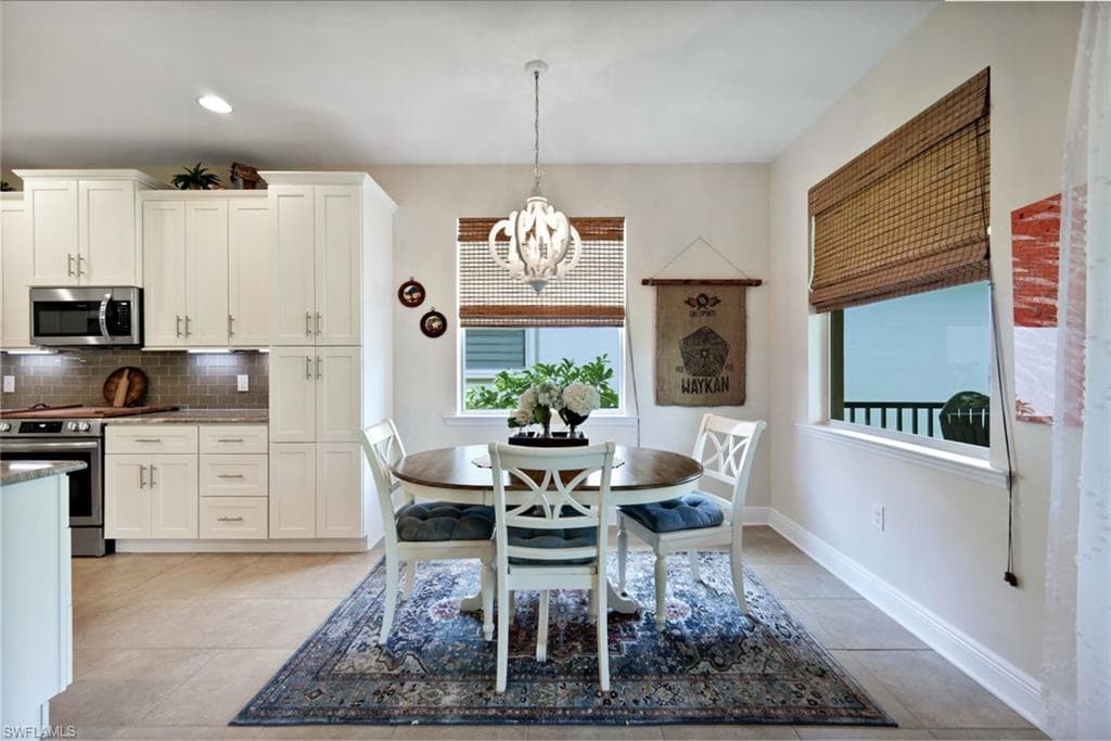 8554 Banyan Bay BLVD-14