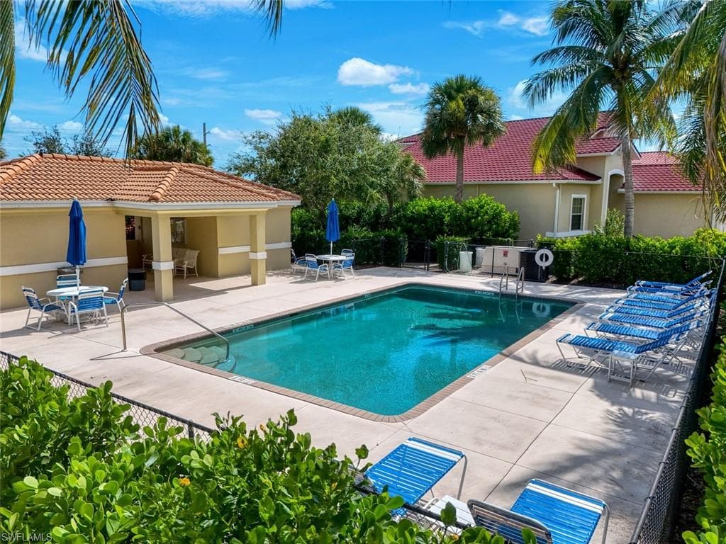 8554 Banyan Bay BLVD-39